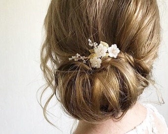 Mini floral hair pins gold Flower hair clip wedding Bridal hair pins Babys breath headpiece Bridal hair pieces Flower girl accessories
