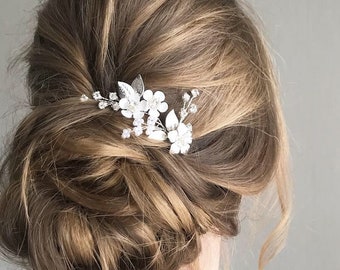 Crystal bridal hair pins Wedding flower hair piece with rhinestone Bridal floral hairpiece Bobby pins Bridesmaid flower hair pin