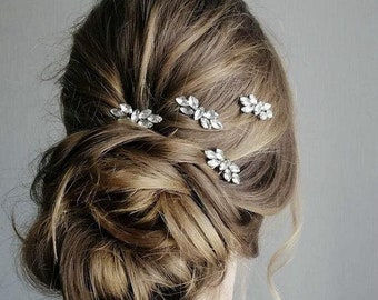 Wedding rhinestone small hair pin for bride Bridesmaid hairpiece Crystal bridal hair piece Simple head piece Bridal hair accessory