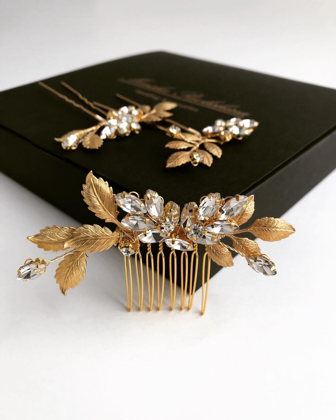 Gold Bridal Hair Comb & Pins Set: Crystal Wedding Headpiece  display picture 1
