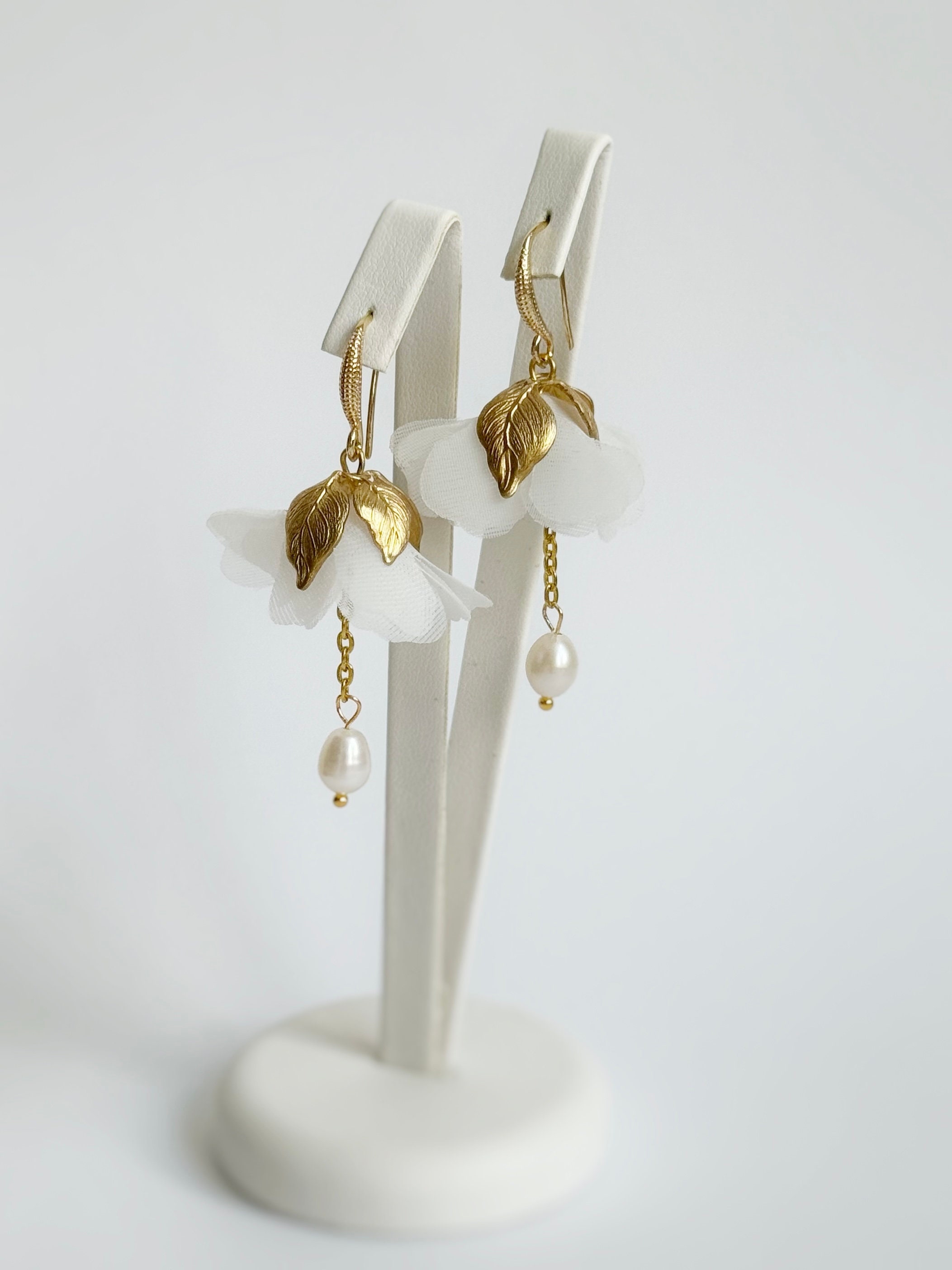 Boucles D'oreilles Mariage Nœud Organza Perle Blanche - Fait Main, Crochet, Neuf Sans Emballage