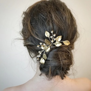 Bridal hair piece for wedding, Golden leaves hair pin, Boho hair clip crystal, Bridal Accessories for hair HP-064