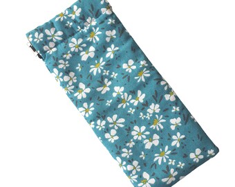 Estuche para gafas o gafas de sol con estampado floral verde azulado y margaritas