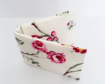Floral Card Holder - Oilcloth / Oyster Card Holder/ Credit Card Holder/ Business Card Holder - Gift for Her