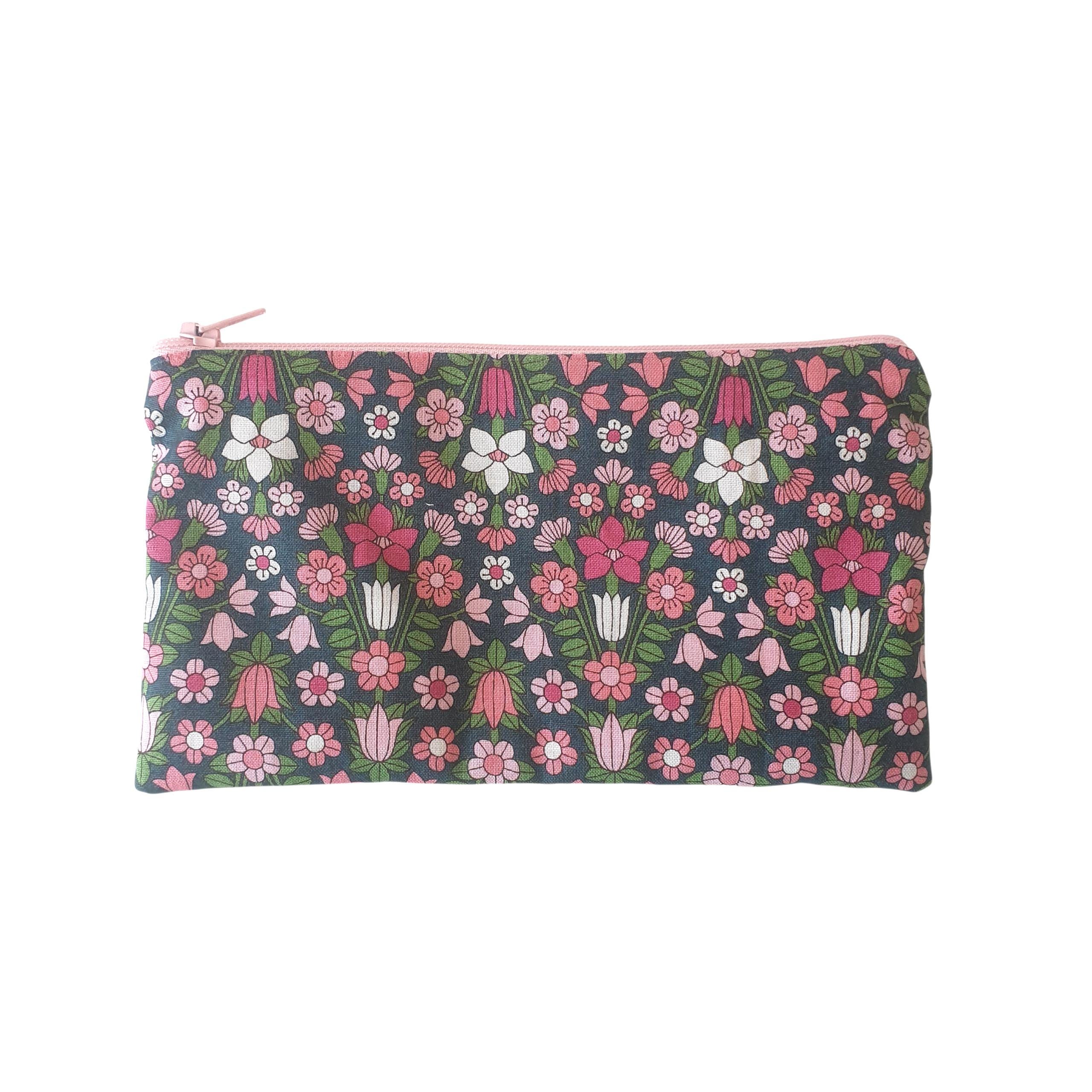 バッグ LIBERTY PRINT Fabric Pouch + Pink cherry Liberty Fabric Pouch - Etsy