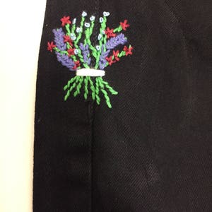 Jeans da donna ricamati a mano (misura 4)