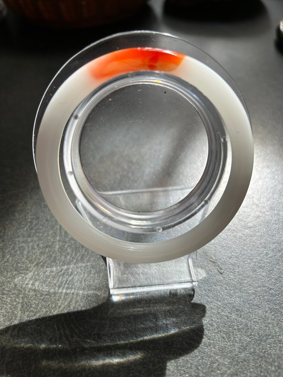 A Glass White and red color bangle