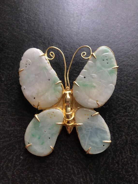 Antique 14k Gold and Jadeite butterfly pin - image 1