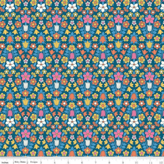 white Riley Blake fabric with pink & brown flowers Fabric by Riley Blake -  modeS4u
