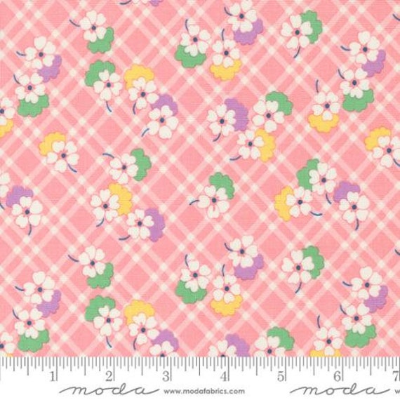 30s Playtime, Picnic Posies Checks and Plaids Floral, Petal, 33754 13, by Linzee McCray, for Moda, sold by the 1/2 yard or the yard