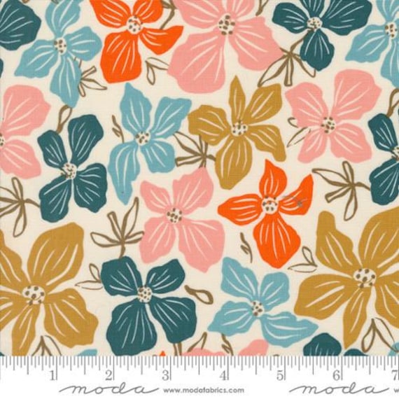 Things Above, Block Florals, in Eggshell, By Fancy That Design House, 45610 11, Moda, sold by the yard