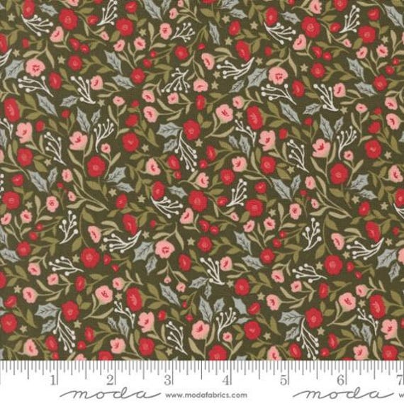 Berry And Pine, Christmas Posies Florals, in Wintergreen, By Lella Boutique, 5241 13, Moda, sold by the yard