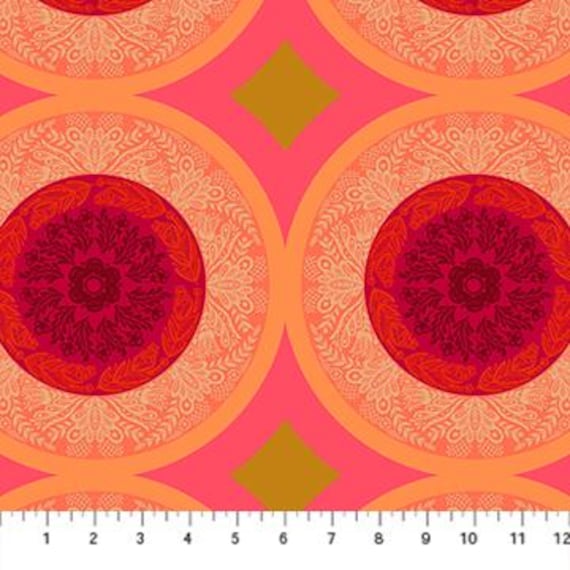 Perennial Borders, Doily, in Taffy, AMT138-38C, Northcott Fabrics, Anna Maria Textiles, sold by the yard