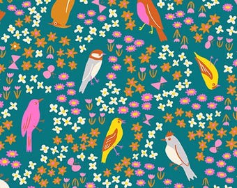 Bird Is The Word, Spark Bird, en Storytime, por Kimberly Kight, RS3077 13, Ruby Star, vendido por 1/2 yarda o por yarda.