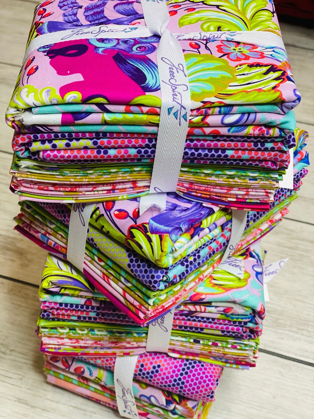 Parisville (Deja Vu) - Fat Quarter Bundle By Tula Pink main image 0