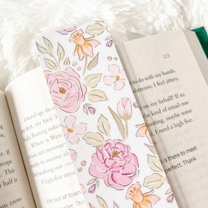 Roses Bookmark | Floral Bookmark | Spring Bookmark  | Bookworm Gift | Summer Bookmark | Flowers Bookmark