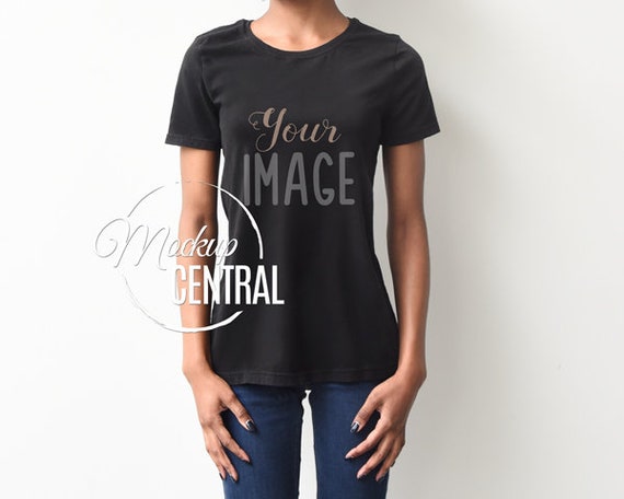 Download Free African American Womans Black Crew Neck T-Shirt Apparel Mockup (PSD) - Free Mockups Generator