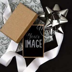 Maqueta de la pantalla de la caja de regalo del producto de joyería, regalo de regalo en blanco interior, foto de visualización de envío, foto de archivo Maqueta Flatlay Vista superior, JPG