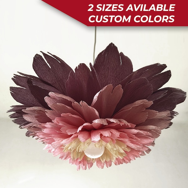 Plafonnier beige et rose, suspension fleur, lampe pivoine, lampe fleur, abat-jour fleur en papier, lustre fleur, luminaire floral