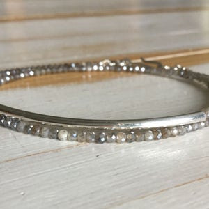 Labradorite Wrap Bracelet, Silver Bar Wrap Bracelet, Labradorite Stacking Bracelet, Wrap Bracelet, Beaded Wrap Bracelet, Bridal Jewellery