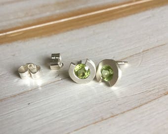 Peridot Studs, Peridot Earrings, Sterling Silver Peridot Studs,  Birthstone Earrings, Peridot Round Earrings, Single Stone Earrings, Green