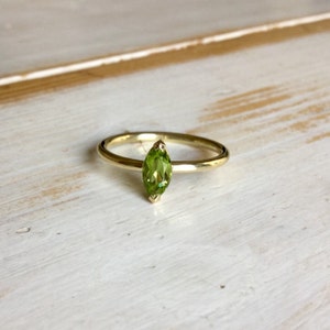 Peridot Engagement Ring, Marquise Engagement Ring, 18ct Yellow Gold Peridot Ring, Marquise Peridot Ring, Navette cut Peridot Ring, green