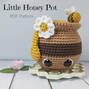 Little Honey Pot Crochet Pattern, Crochet Bee Pattern, Spring Crochet Pattern