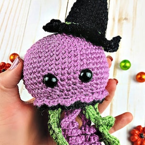 Witch Jellyfish Crochet Pattern, Halloween Crochet Pattern, Witch Crochet Pattern image 4