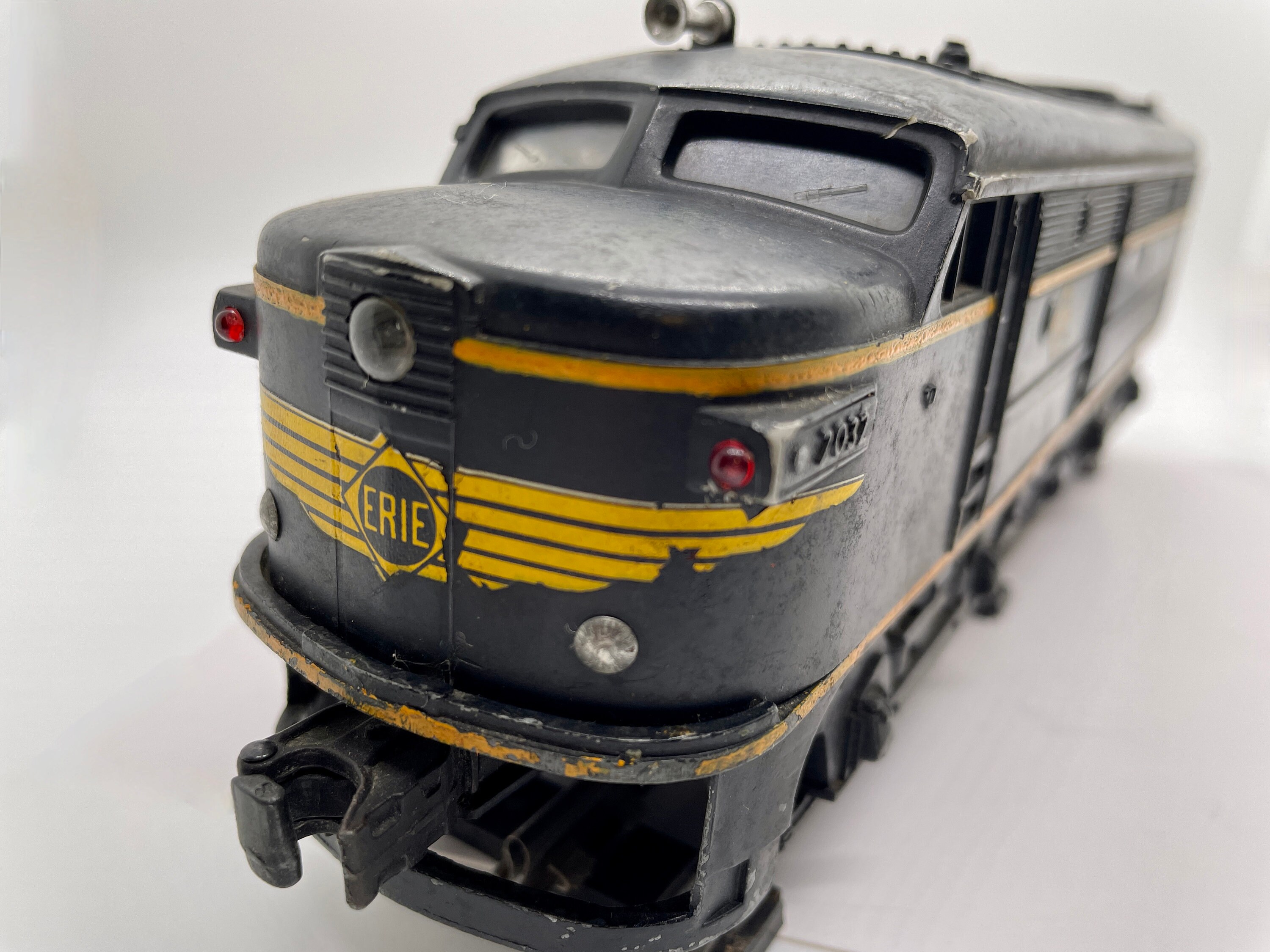 Vintage Lionel Train Engine for sale Only 4 left at 75