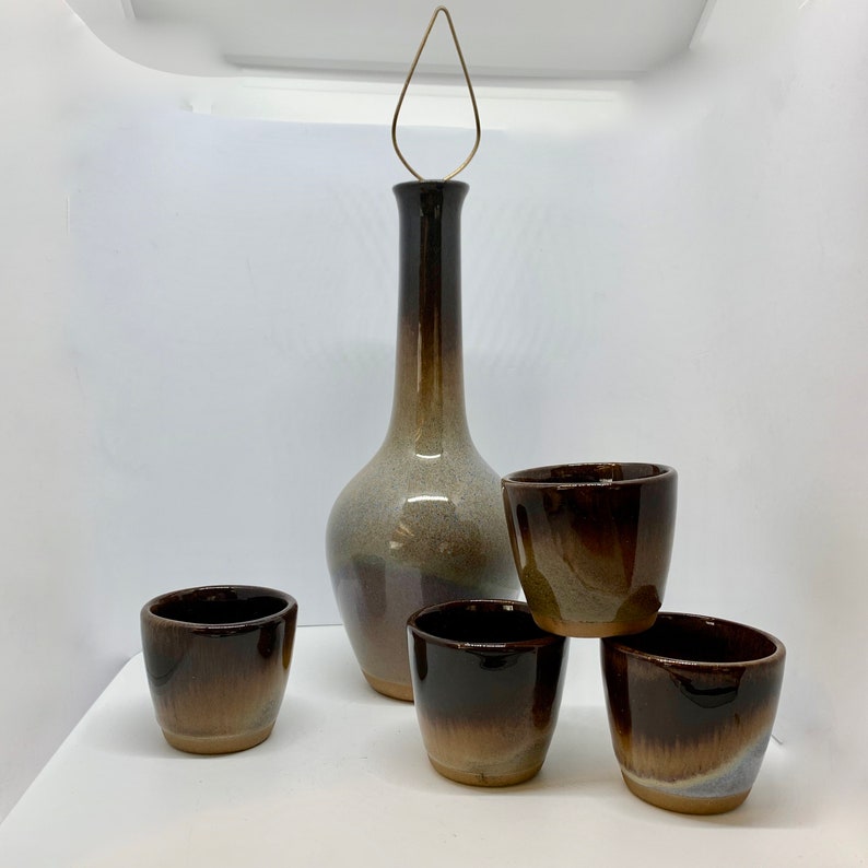 Includes One Cork Italian Ceramic Wine Cork Stopper