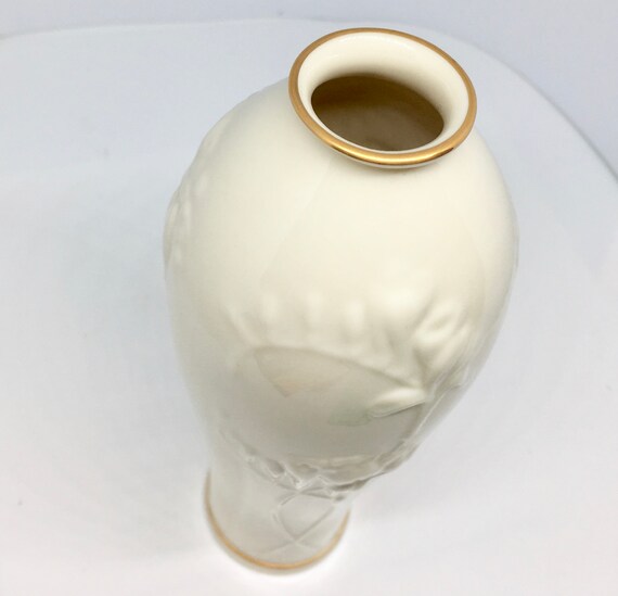 Lenox Flower Vase Masterpiece Collection Gold Trimmed Rim Bud Etsy