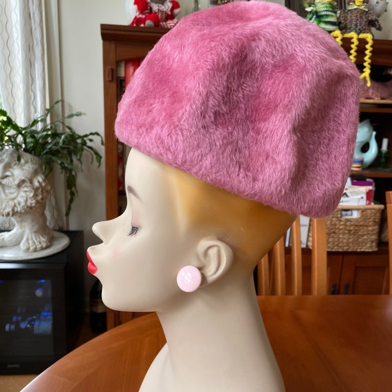 Vintage Pink Faux Fur Cloche Hat, Anne Marie Mid … - image 10