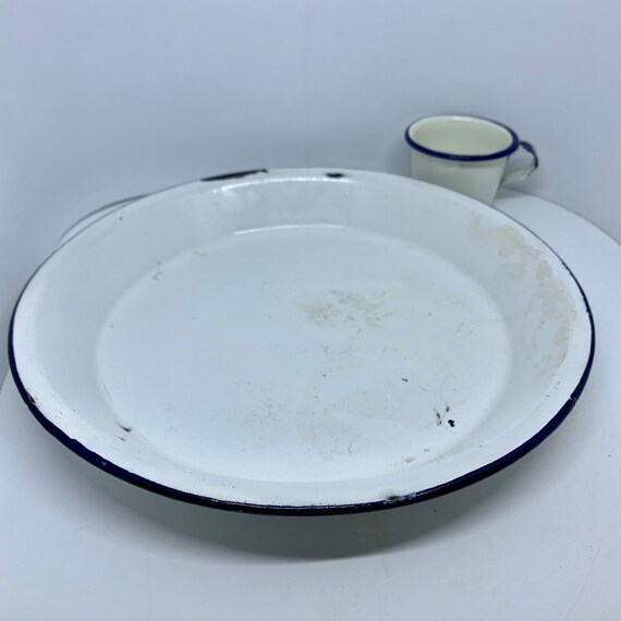 White Enamel Pie Plate Cup Child's Tin Cup Vintage Pie Pan Etsy