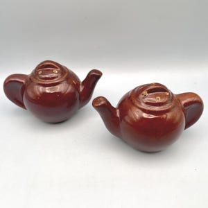 Vintage Brown Teapot Salt and Pepper Shakers