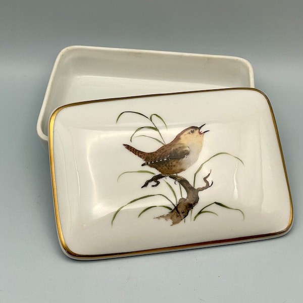 Vintage Rosenthal Porcelain Gefiederte Welt Trinket Box, Hand Painted Wren Lidded Dish