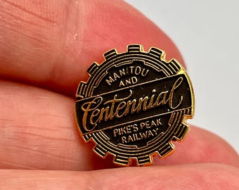 Pin centenario del ferrocarril Manitou Pike's Peak