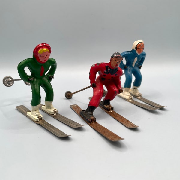 Vintage Barclay Cast Metal Skiers, Winter Scene Dime Store figures