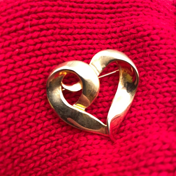 Vintage Gold Tone Open Heart Brooch, Valentines Day Pin