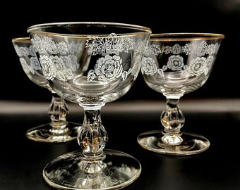 Vintage Homer Laughlin Queen Ester Weingläser