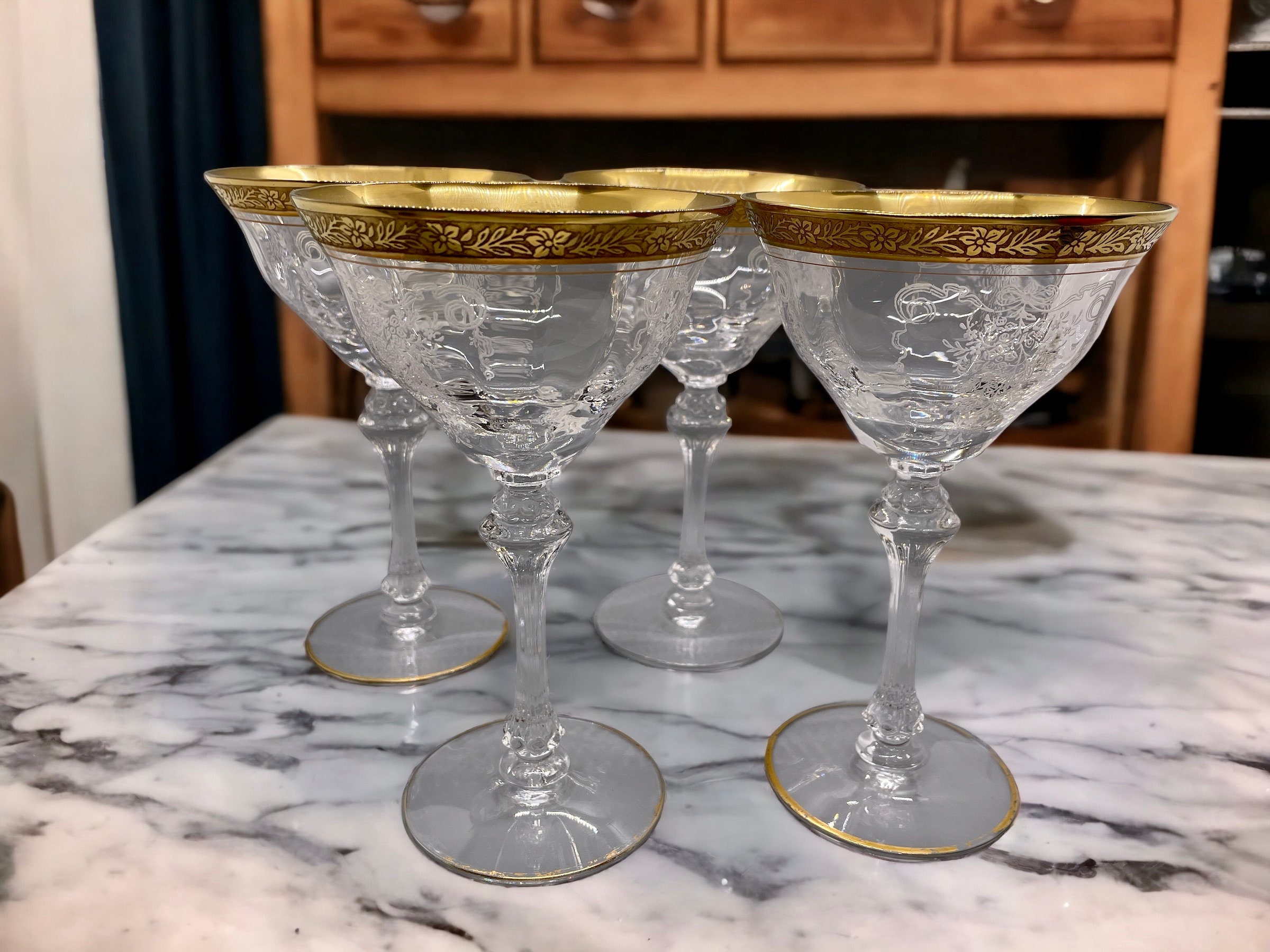 Gold Wine Glasses (Set of 4) – Culturebox Gift Shop