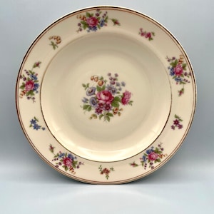 Tirschenreuth The Queens Rose Soup Bowl