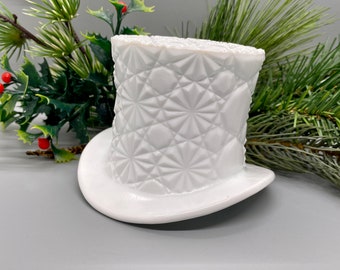 Indiana Milk Glass Daisy Dot Top Hat Candle Holder: Home Decorative