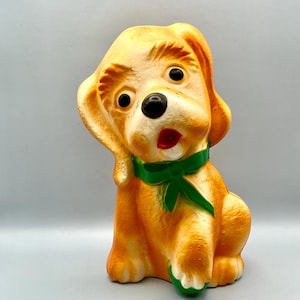 Tirelire pour chien en plastique moulé par soufflage