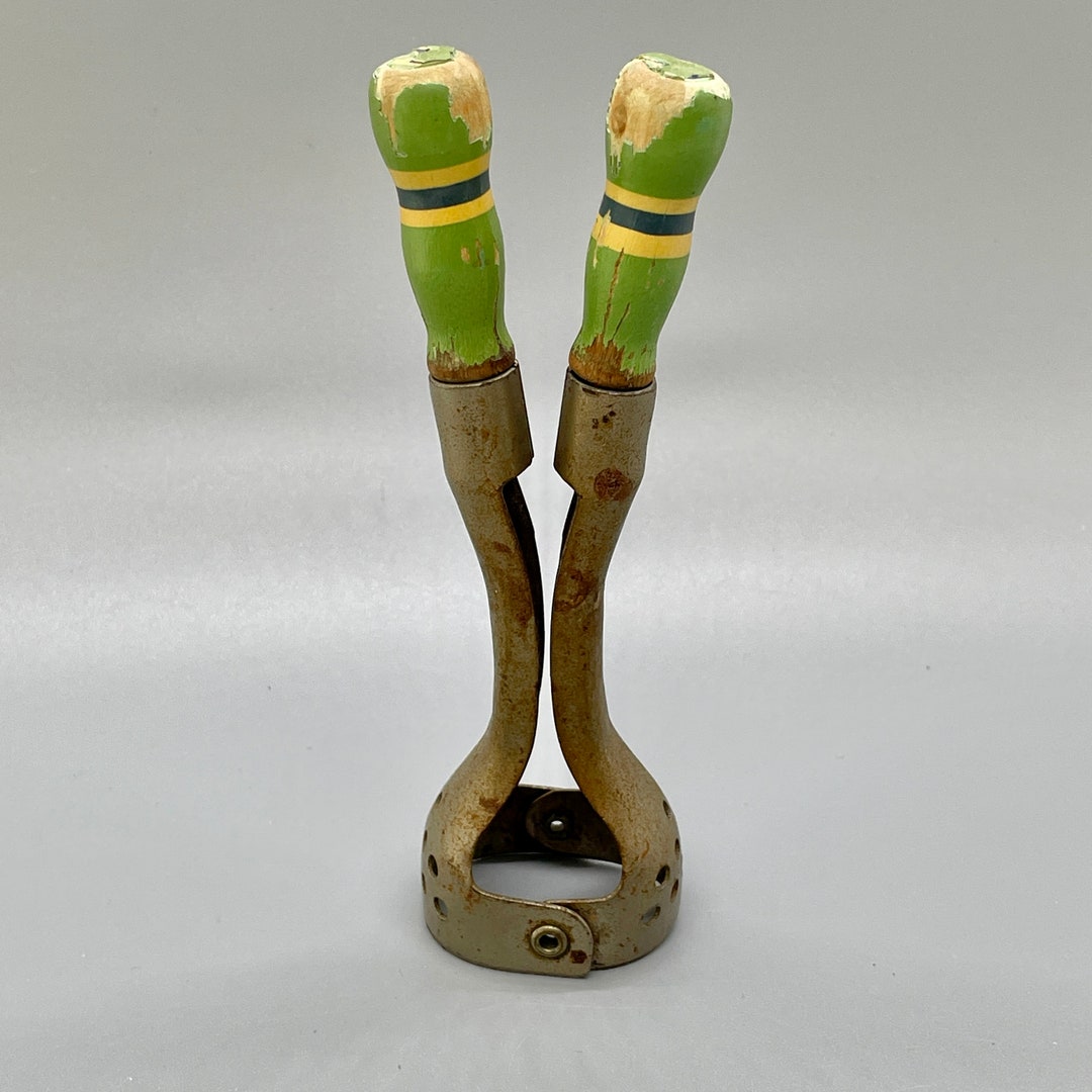 Vintage Wood Handle Grapefruit Corer Primitive Kitchen Etsy