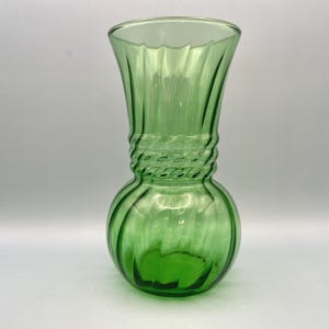 Anchor Hocking Green Glass Ball Vase