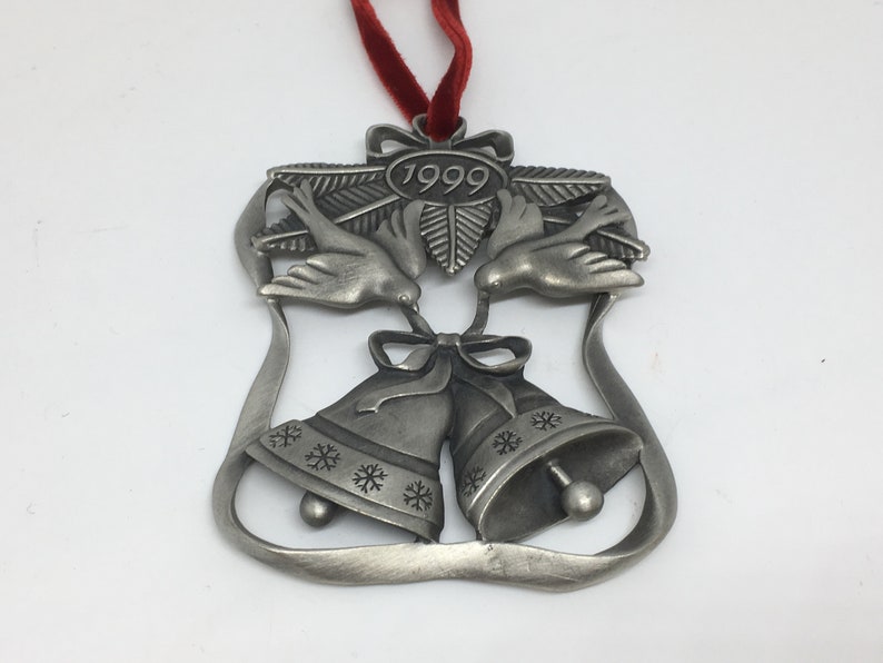 2022 Avon Pewter Christmas Ornament Ornaments Collectibles Avon Collectible 2019 Vintage Christmas Pewter