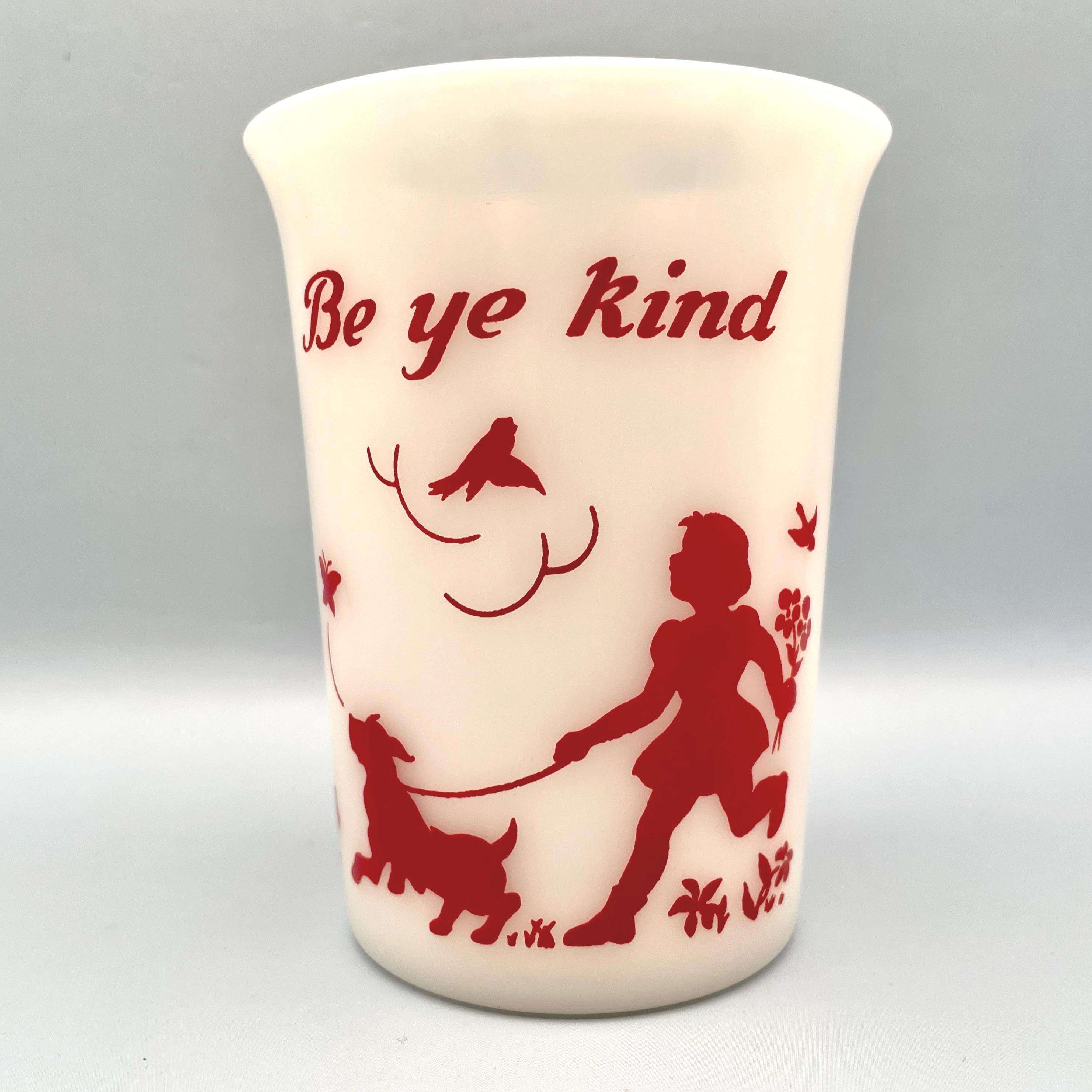 * vintage ornament ୨୧ * ミルク色ガラスの 素敵なリスさん vintage ornament ୨୧ * ミルク色ガラスの 素敵なリスさん