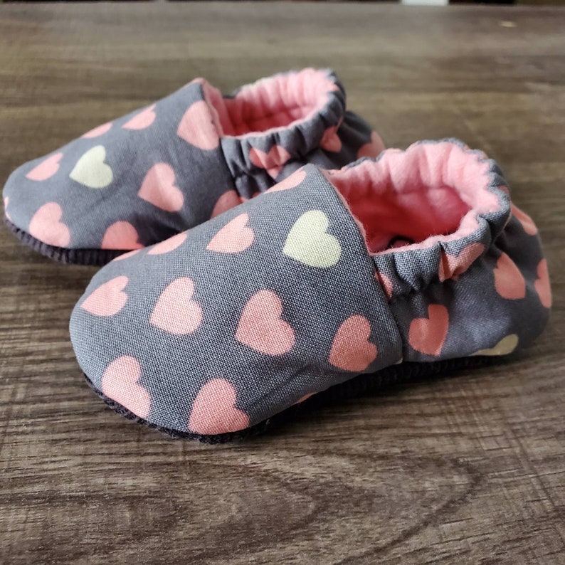 Baby shoes baby girl newborn toddler gift hearts toddler shoes gift baby shower gift baby slippers I Heart U Baby Booties