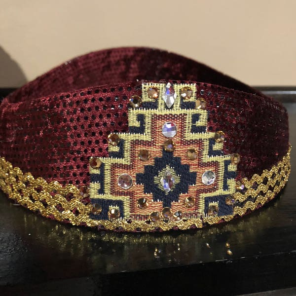 Armenian Taraz hat