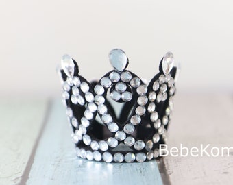 Crystal stone crown, Black crown, Birthday crown, Rhinestone crown, Embellished crown, Girls crown, Black swan crown, Girls birthday crown